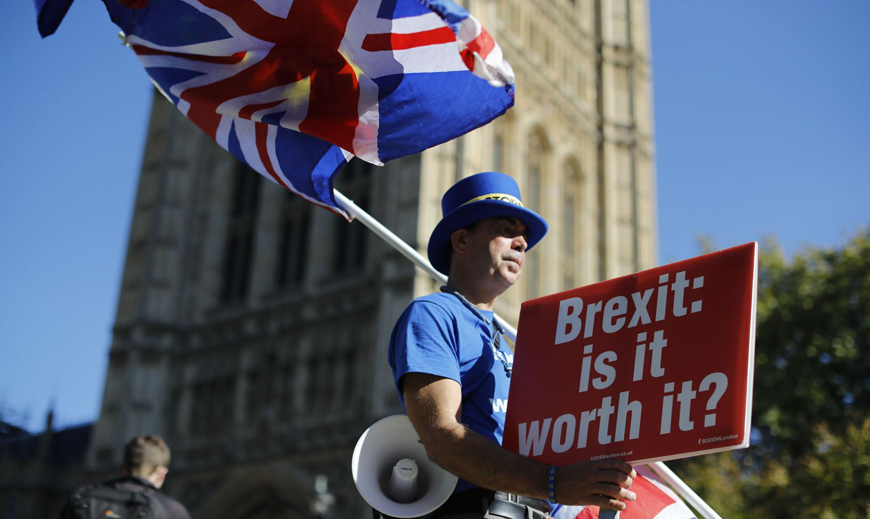 Europa y Gran Bretaña continúan sin llegar a un acuerdo por el Brexit