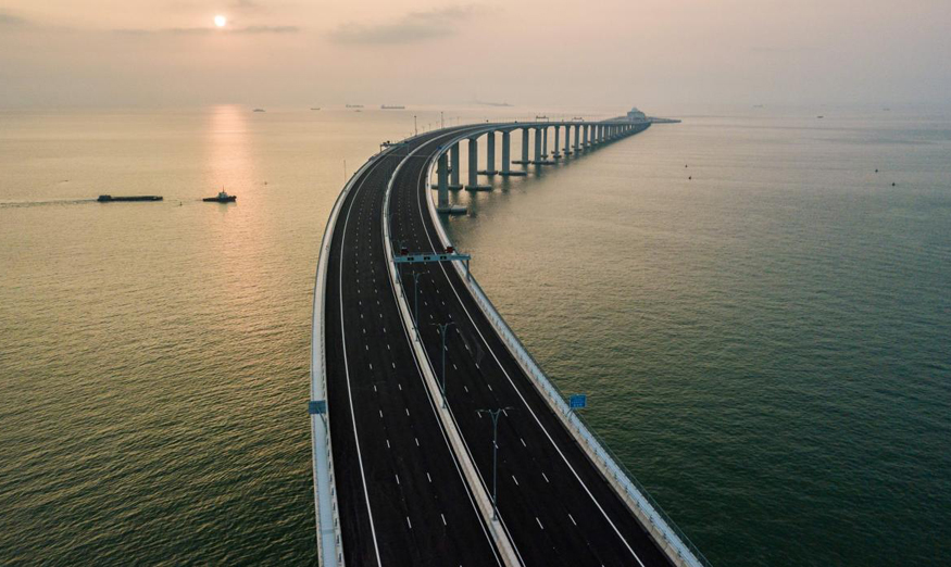 China inaugura el viaducto marítimo más largo del mundo