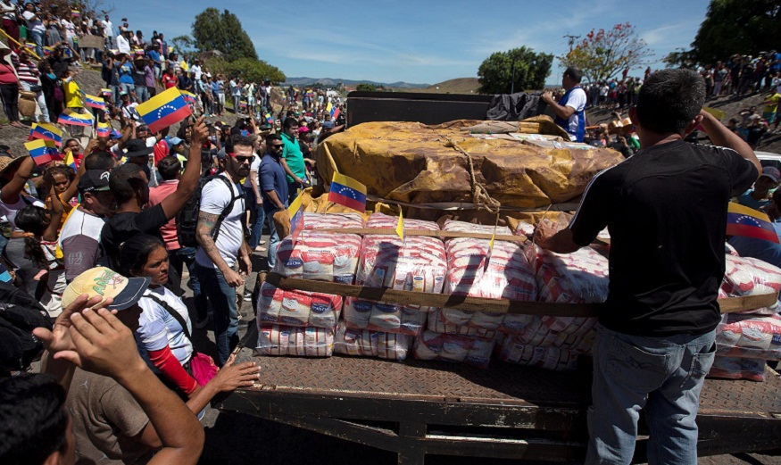 Entre acusaciones cruzadas, se frustró el ingreso de ayuda humanitaria a Venezuela
