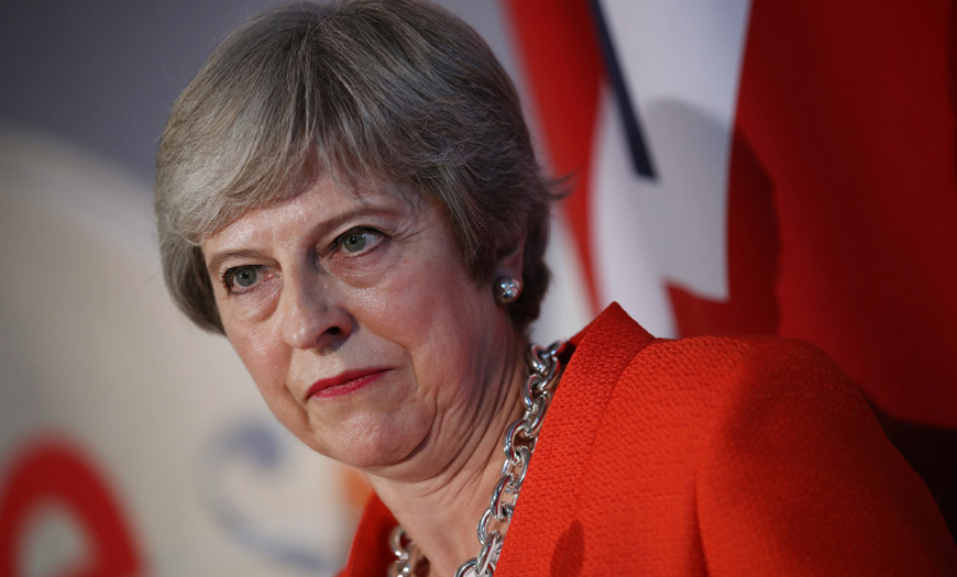 May no se rinde y busca un acuerdo para el Brexit