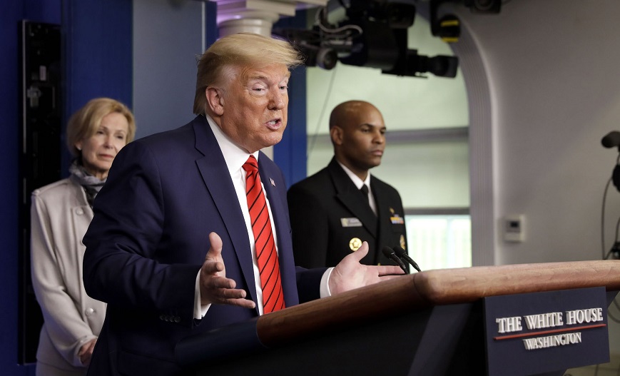 Trump, entre la emergencia sanitaria y el desplome de la economía