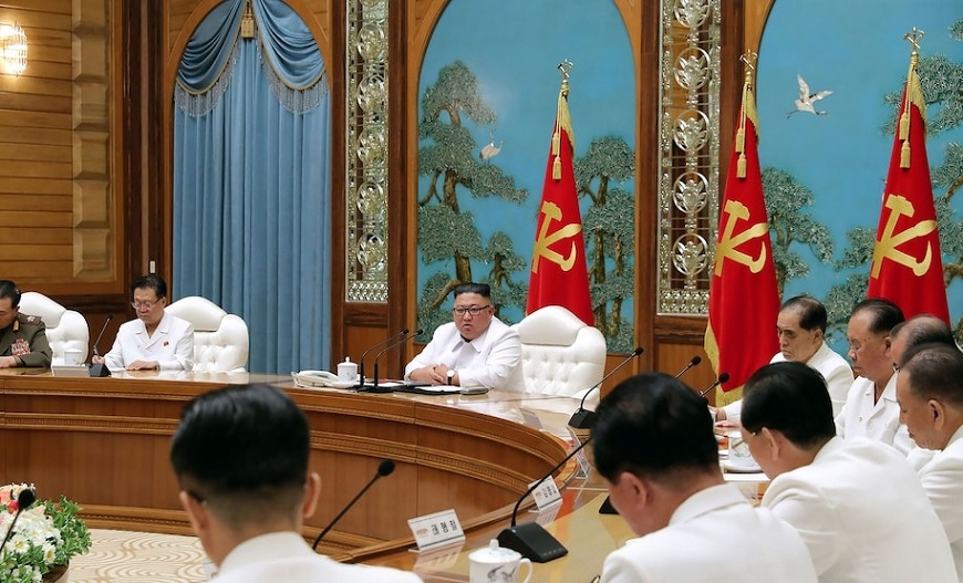 Corea del Norte anuncia el primer caso sospechoso de COVID-19