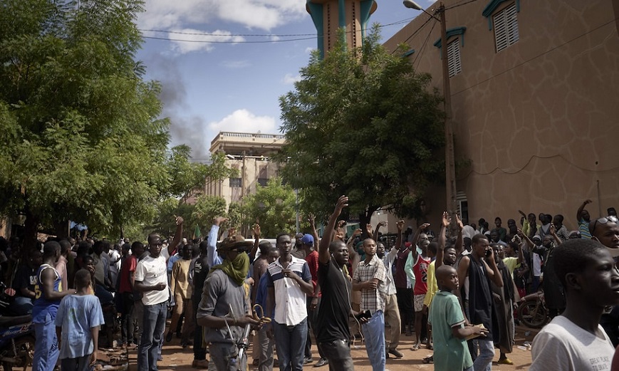 Mali: en medio de la crisis, los manifestantes piden la dimisión del presidente
