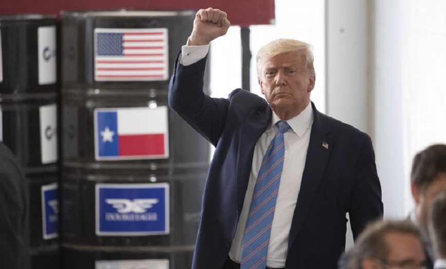 Trump: Inmigrantes están «envenenando la sangre de nuestro país»