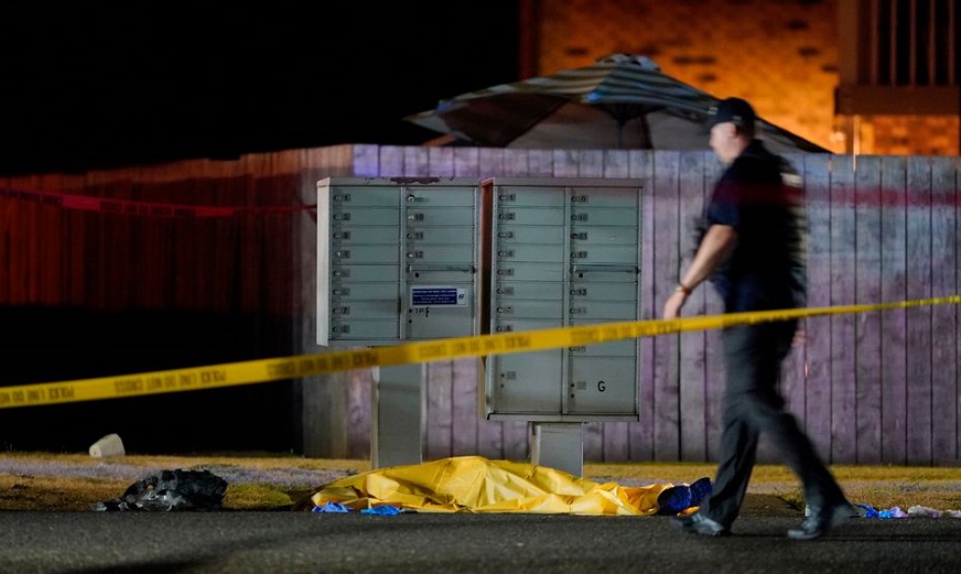 El sospechoso de asesinar a un militante de ultraderecha en Portland, muerto en un enfrentamiento con agentes federales