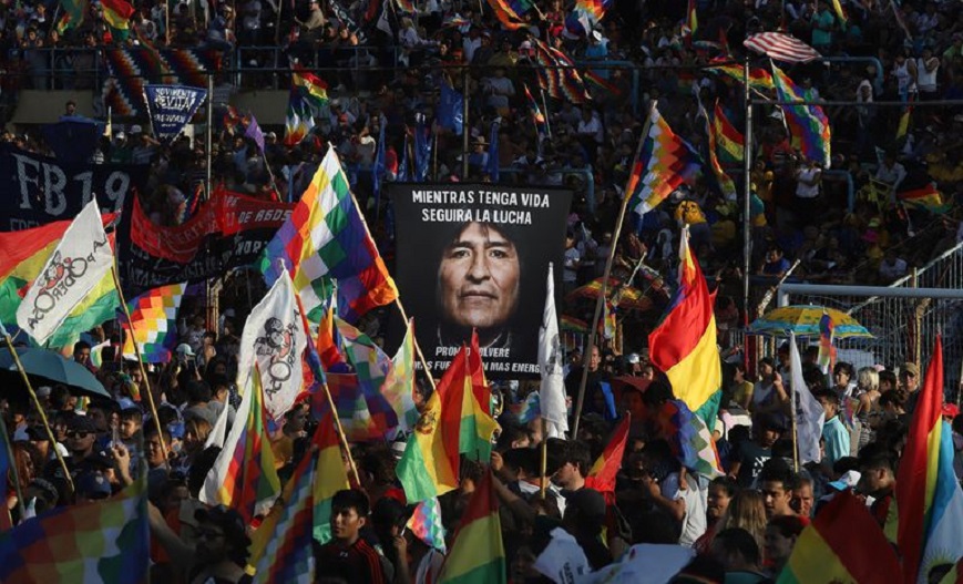 Elecciones en Bolivia: Mesa y Arce buscan sacar ventaja en una competencia ajustada