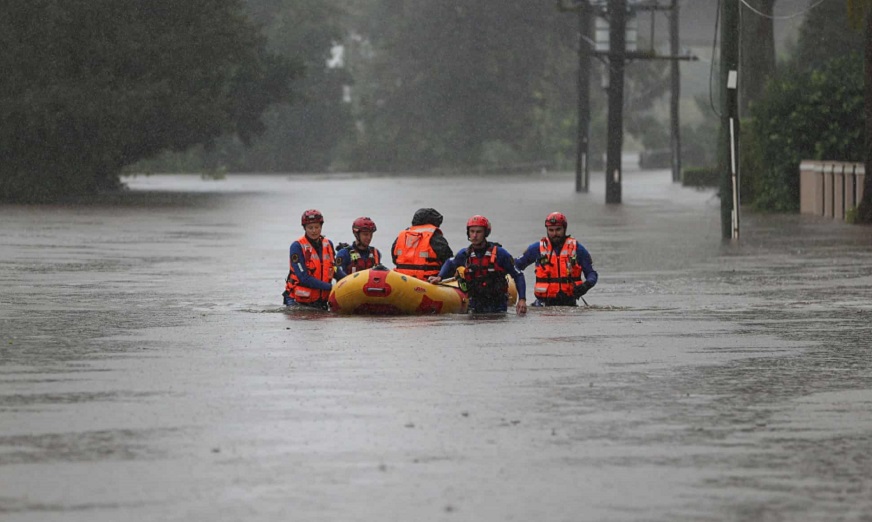 Miles de evacuados por las inundaciones en Australia