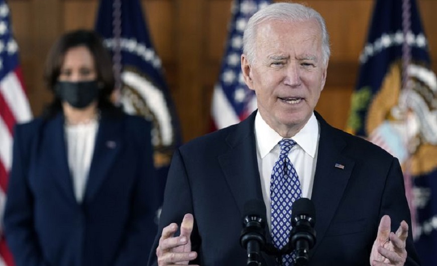 Biden envía una delegación a México para abordar la crisis migratoria