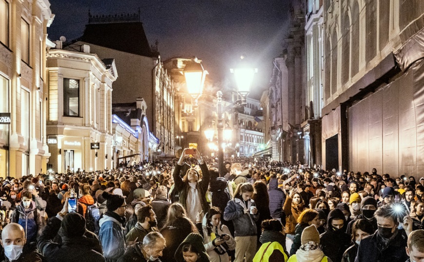 Miles de personas salen a la calle en Rusia pidiendo la liberación de Navalny