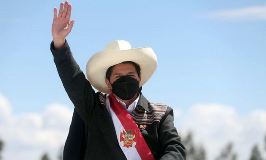 Castillo nombra a un homófobo como primer ministro