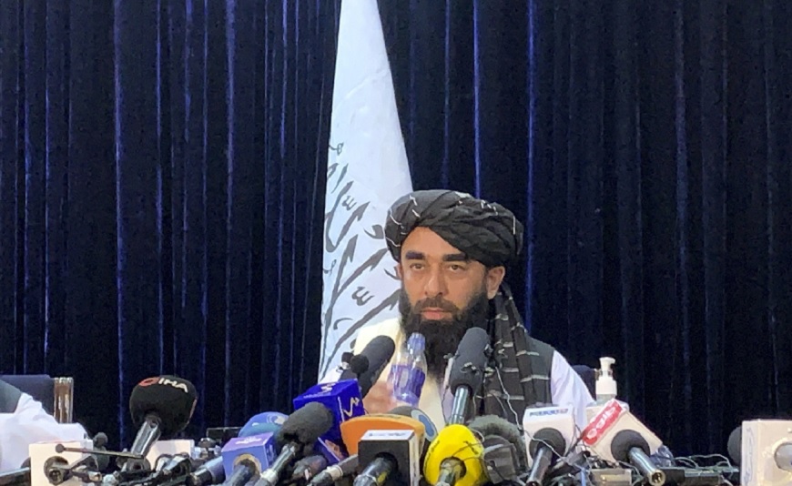 Talibanes prometen amnistía y respetar los derechos de las mujeres