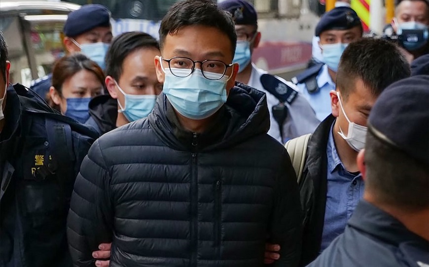 Hong Kong redobla la presión sobre los sectores prodemocráticos deteniendo a la cúpula del medio “Stand News”
