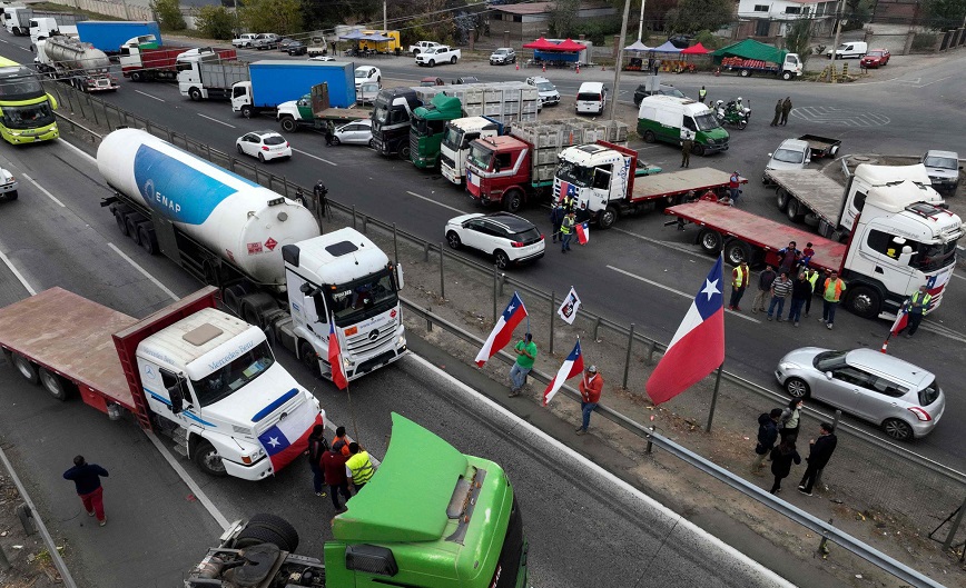 Conflicto camionero en Chile: Boric ante su primer gran desafío