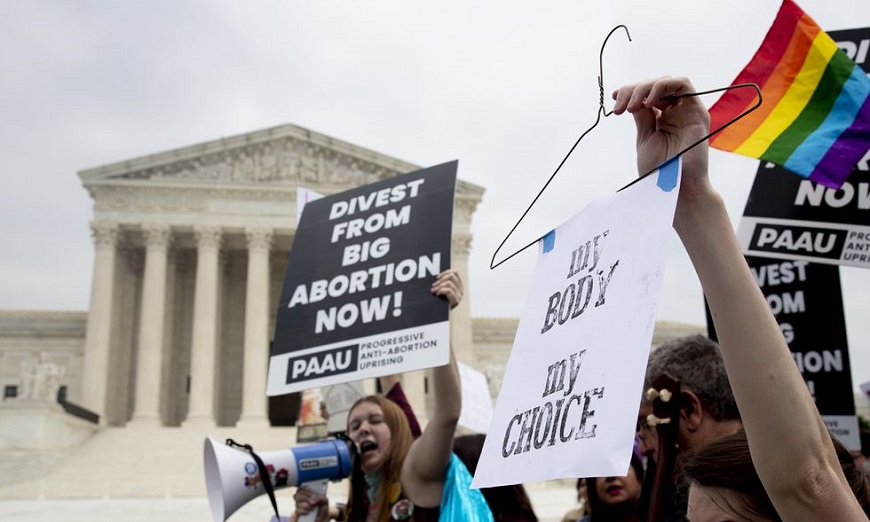 Roe v. Wade: Los republicanos frenan el proyecto de ley sobre el aborto impulsado por los demócratas en el Senado