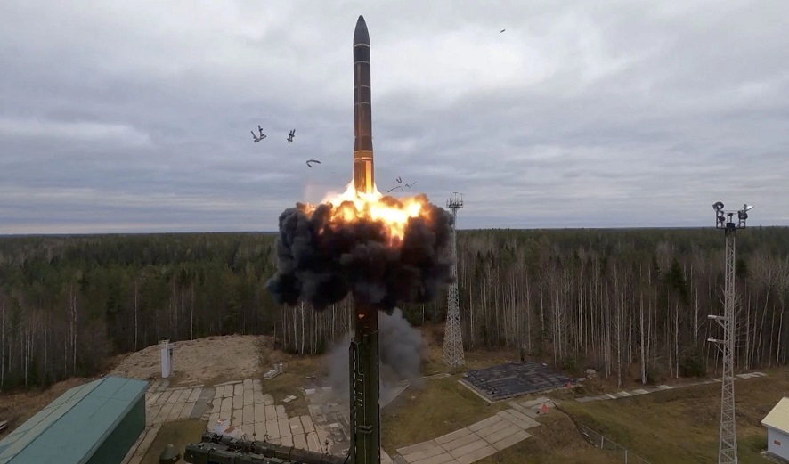 Rusia ensaya un ataque nuclear masivo