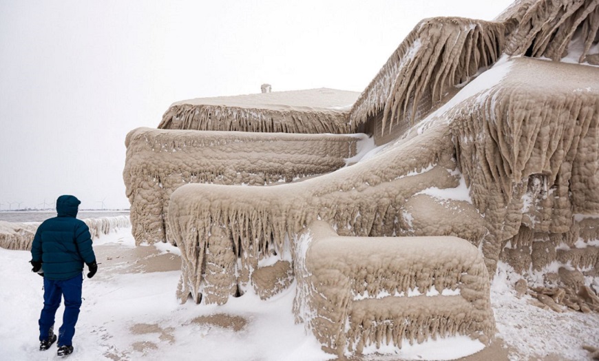 Nueva York, en emergencia por la tormenta de frío polar Elliot
