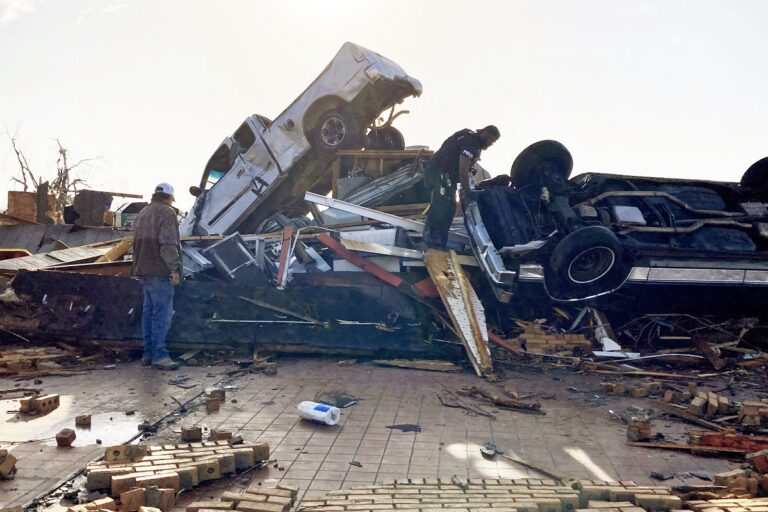 Mississippi: Un tornado deja más de 20 muertes