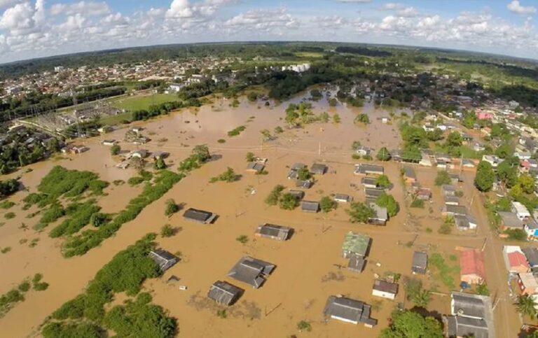 Brasil: más de 21.000 personas desplazadas por inundaciones