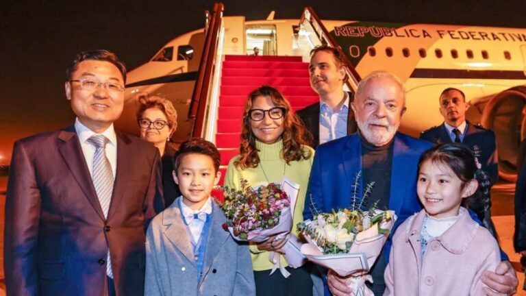 Lula y Xi Jinping abordan la crisis en Ucrania