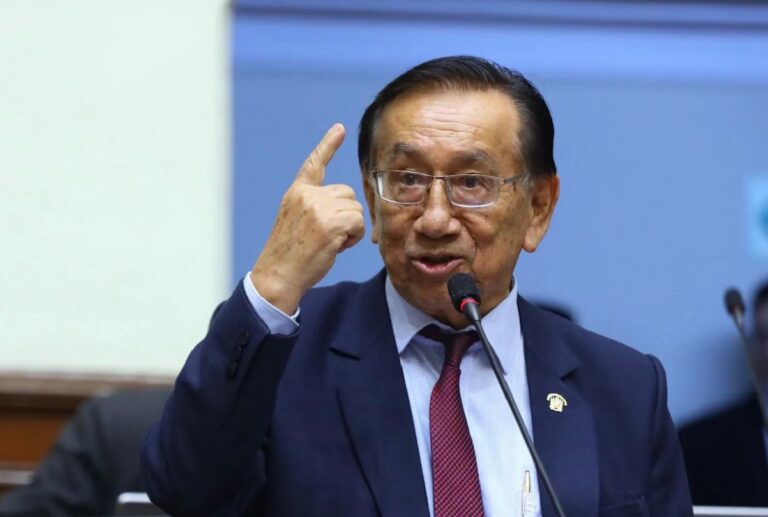 Polémica: Diputado peruano defendió el matrimonio infantil