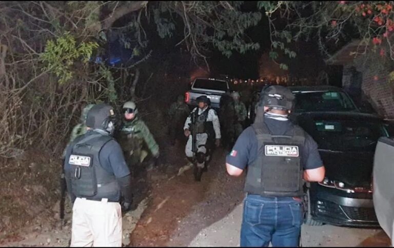 Criminales asesinan a 6 policías en México