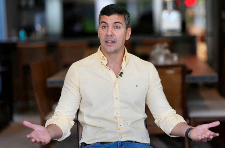 Paraguay: Peña promete mantener vínculos con Taiwán