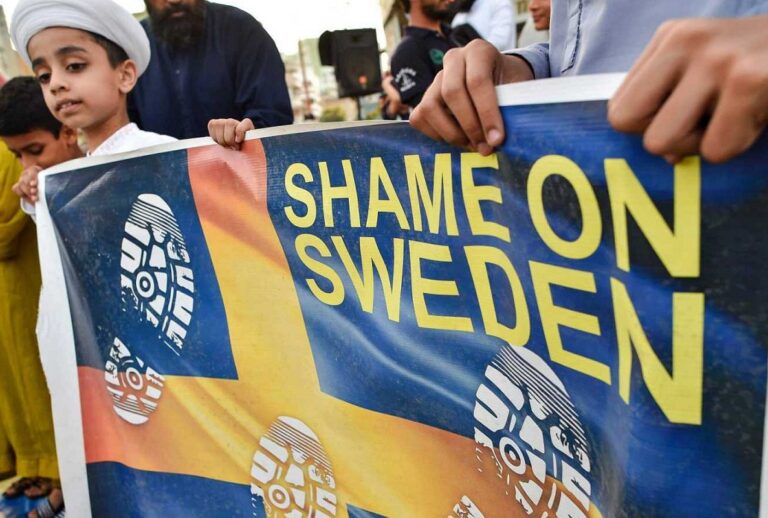 Sigue la condena a Suecia por la quema del Corán
