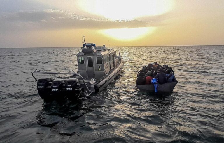 Mediterráneo: Nuevo naufragio deja 41 muertos