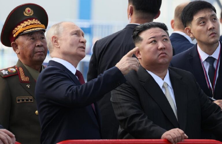 Kim y Putin, cara a cara, afianzaron su alianza