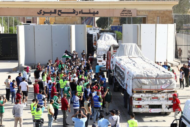 Tres convoys humanitarios ya ingresaron a Gaza