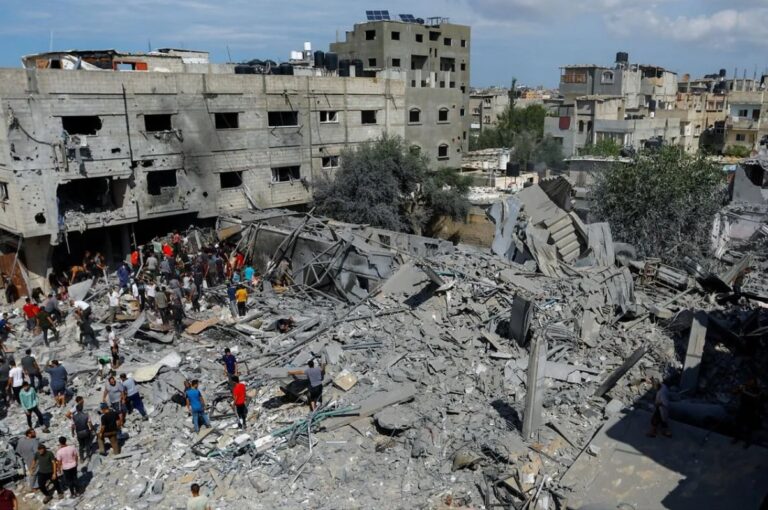 «Masacre» en Gaza: Casi 500 muertos por ataque a un hospital