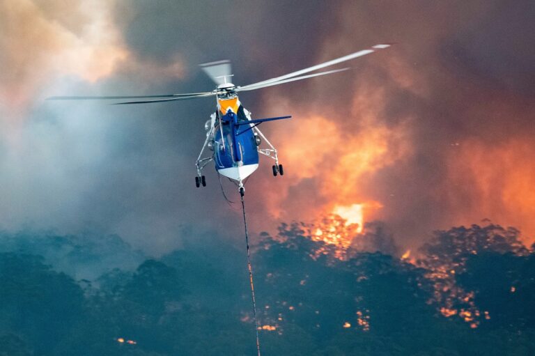 Australia: Incendios afectan el este del país