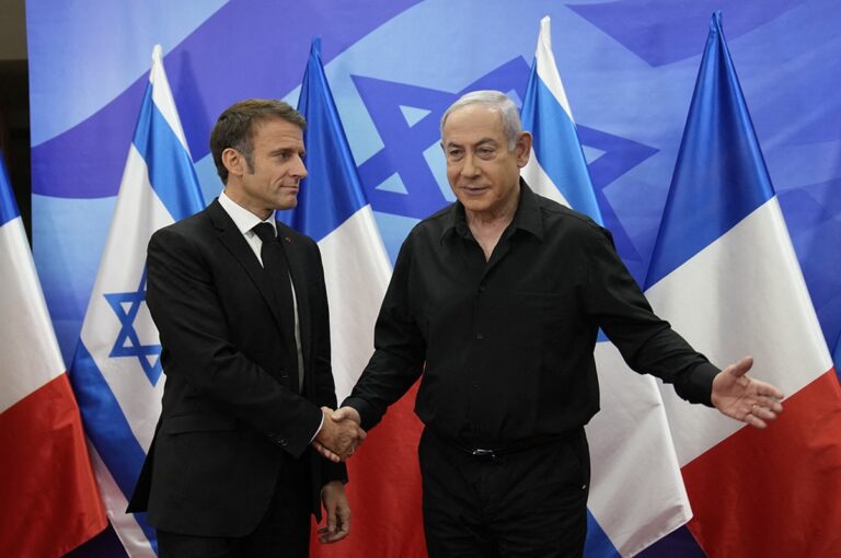 Macron propone coalición internacional para luchar contra Hamas