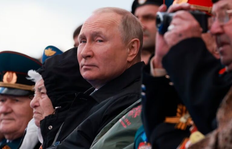 Peligrosa escalada: Putin confirmó el lanzamiento de un misil balístico