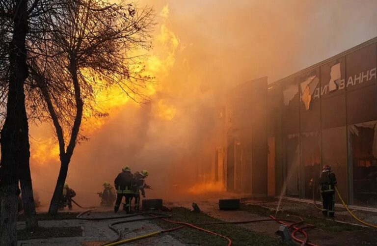 Nuevo ataque ruso en Jarkov y Kiev: al menos 8 muertos
