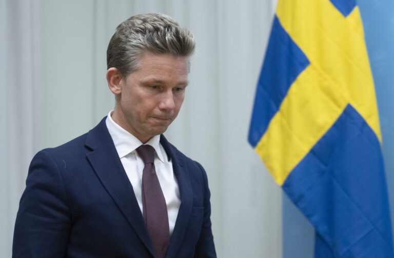 Suecia destinará 680 millones de dólares a Ucrania