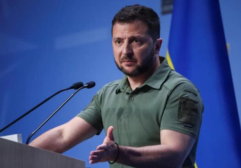 Zelenski echó al máximo general de las Fuerzas Armadas