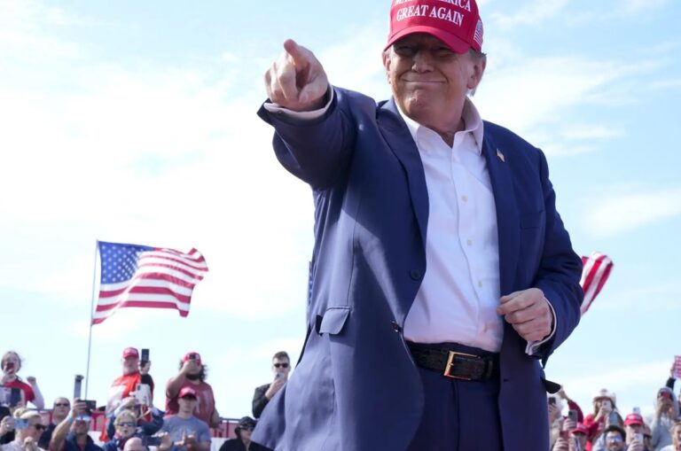 Luego de compararse con Jesucristo, Trump se comparó con Mandela