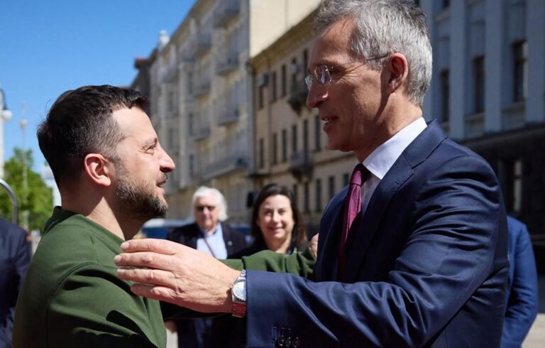 Para la OTAN, «no es tarde» para que Ucrania le gane a Rusia