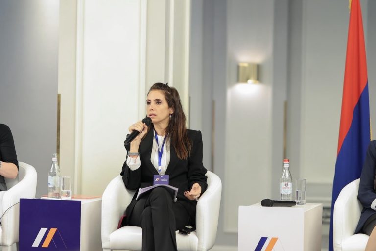 Luciana Minassian: «Hay acusaciones de atrocidades en todo el mundo»