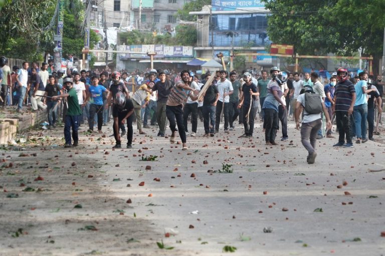 Bangladesh: Al menos 9 muertos en protestas estudiantiles
