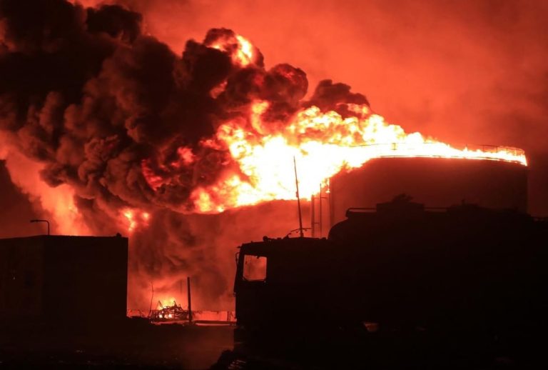 Israel bombardeó Yemen tras ataque de los hutíes: al menos 6 muertos