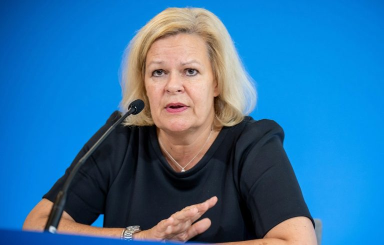 Alemania: Presentan plan contra la inmigración irregular