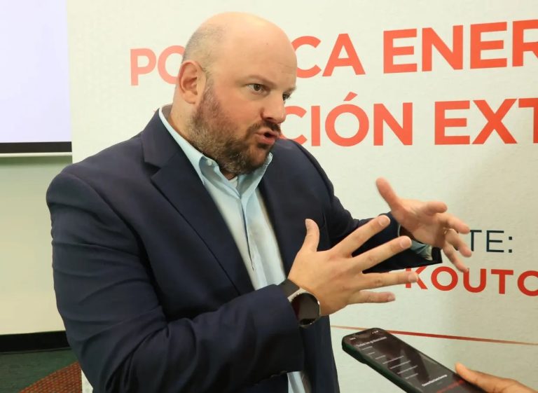 Guillermo Koutoudjian: «Estados Unidos debe prepararse para confrontar con China, y no con Rusia»
