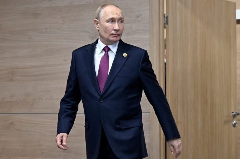 Con dudas, Putin apoya una tregua con Ucrania