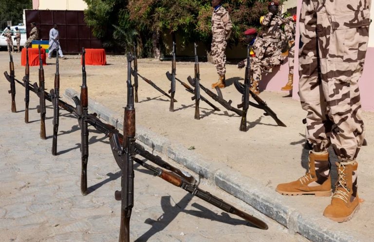 Chad: 19 muertos en asalto al palacio presidencial