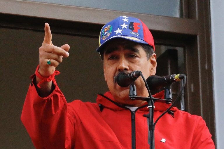 Maduro: Venezuela se prepara para «la lucha armada»