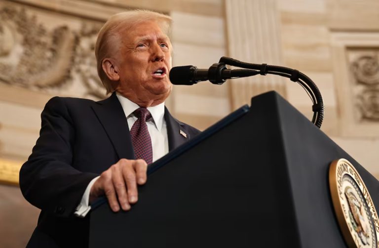 Trump anunció un alto al fuego «total» entre India y Pakistán
