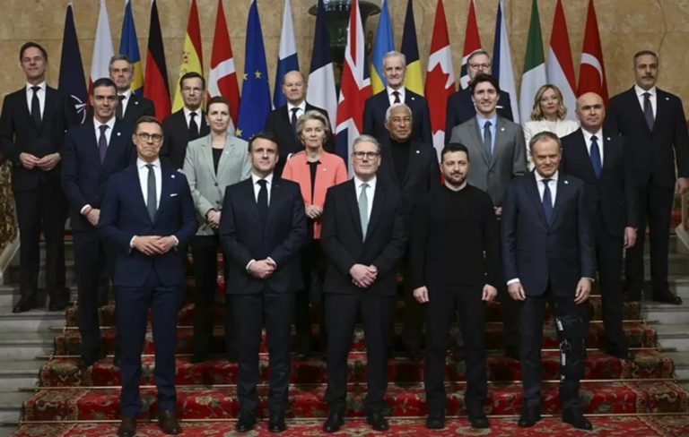 Macron fue anfitrión de una cumbre de líderes en defensa de Ucrania