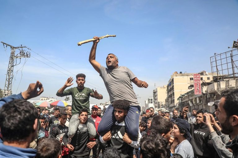 Masivas protestas de palestinos contra Hamas en Gaza